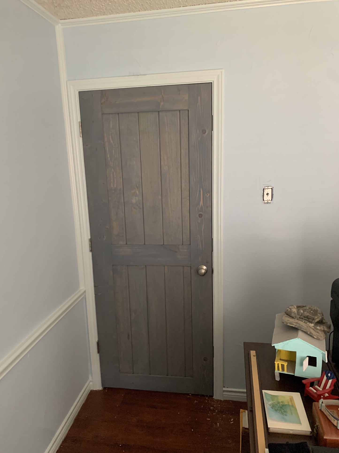 Rustic Flat Panel Door with Round Knob